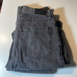 RVCA high rise tapered jean in grey size 29